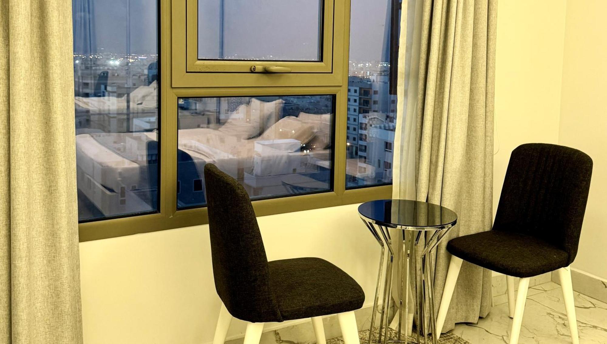 Al Safwa One Appartement Al Hidd Buitenkant foto